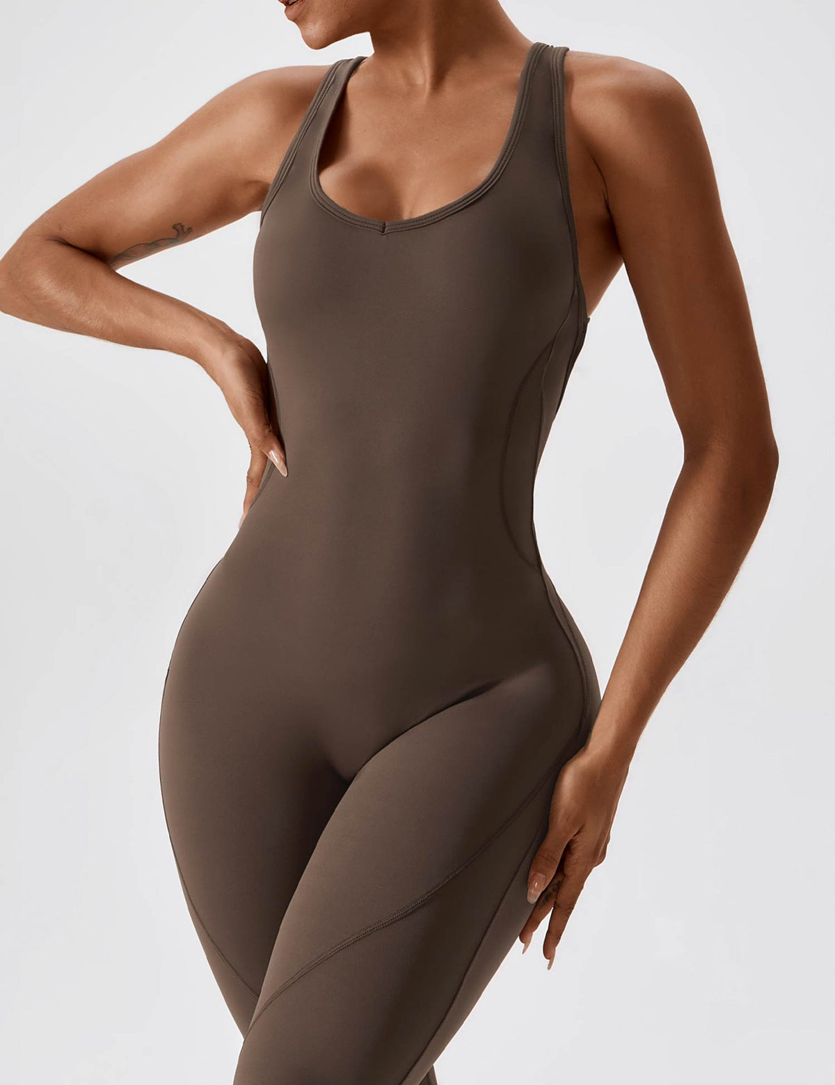 Mono Acampanado CoreFlex con Espalda Abierta
