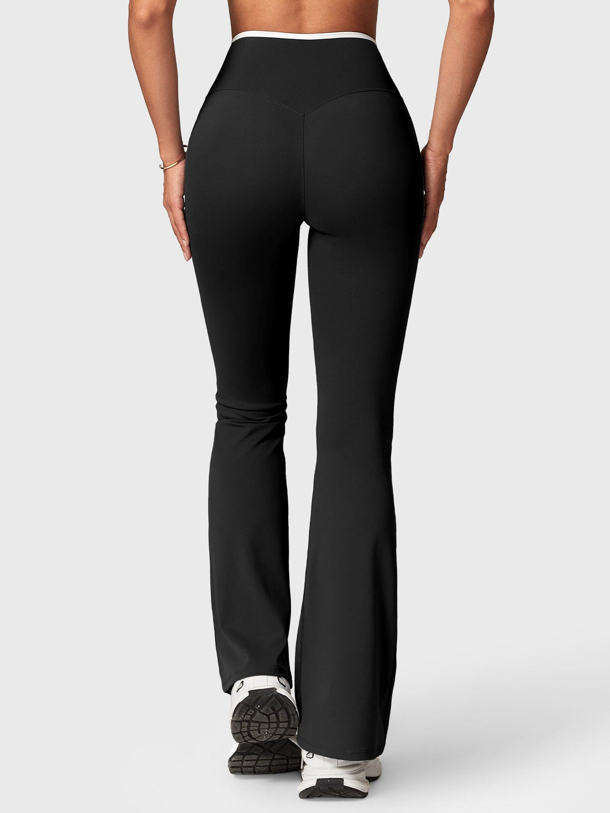 Leggings Acampanados CoreFlex con Ribete en Contraste