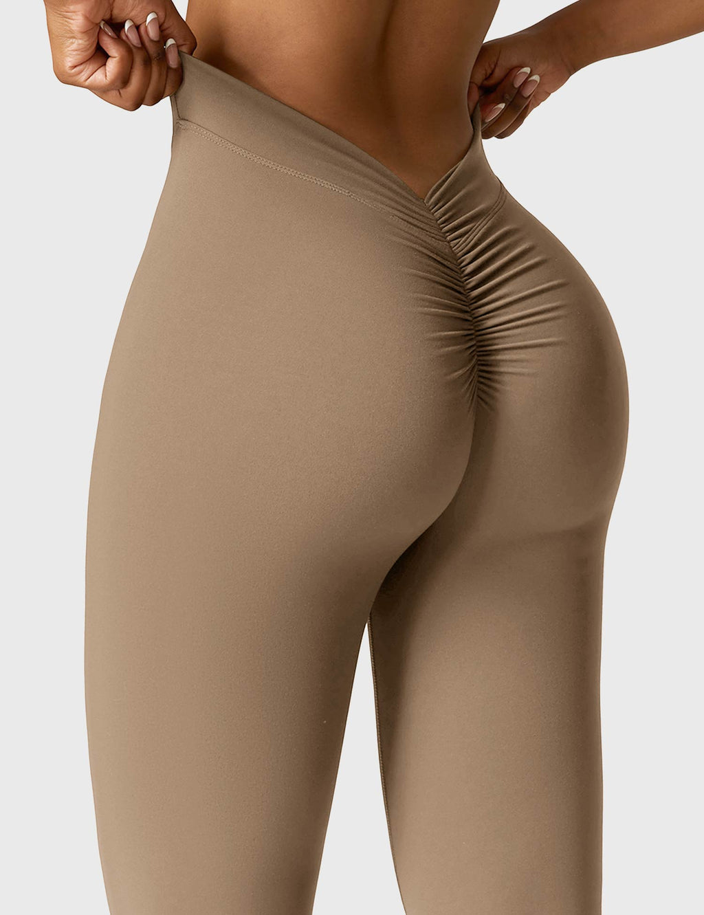 Leggings Acampanados Contour con Espalda en V