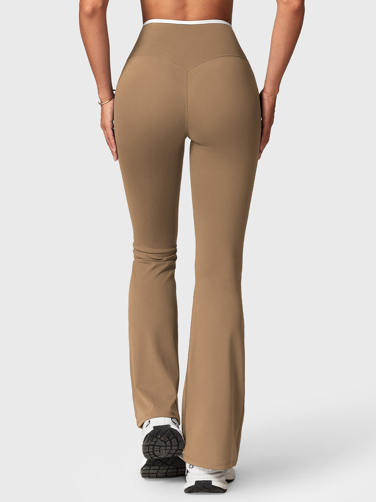 Leggings Acampanados CoreFlex con Ribete en Contraste
