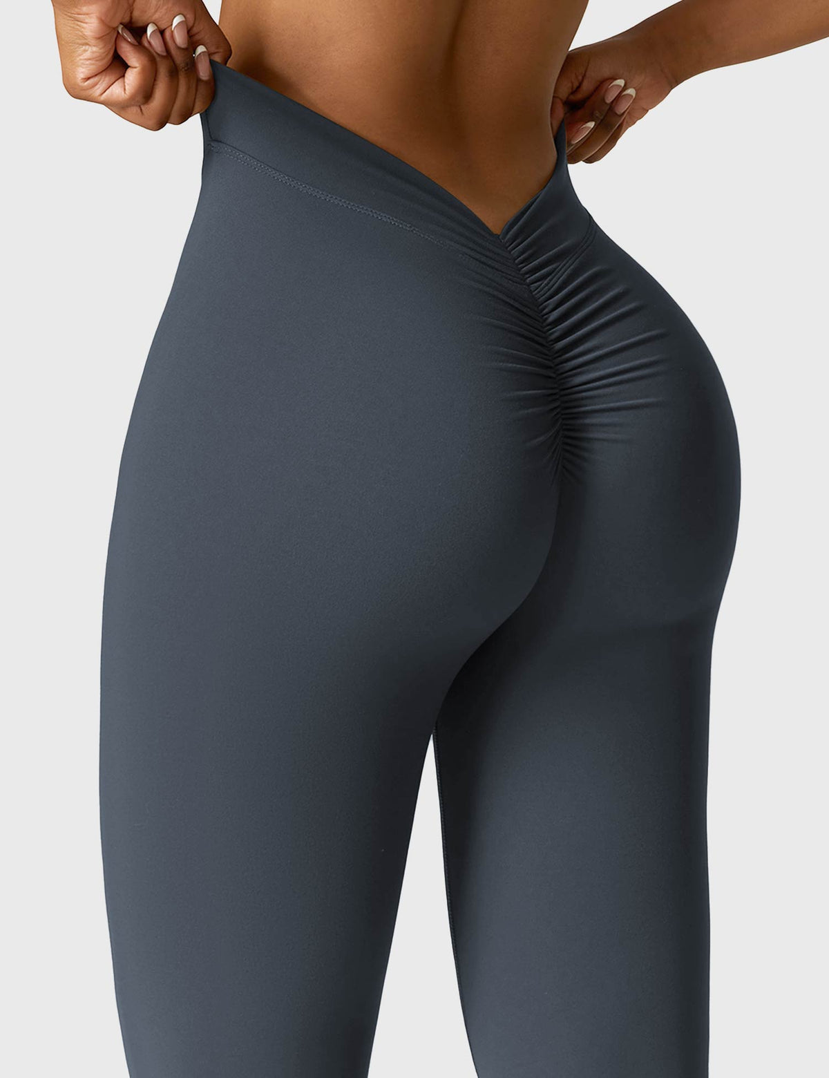 Leggings Acampanados Contour con Espalda en V