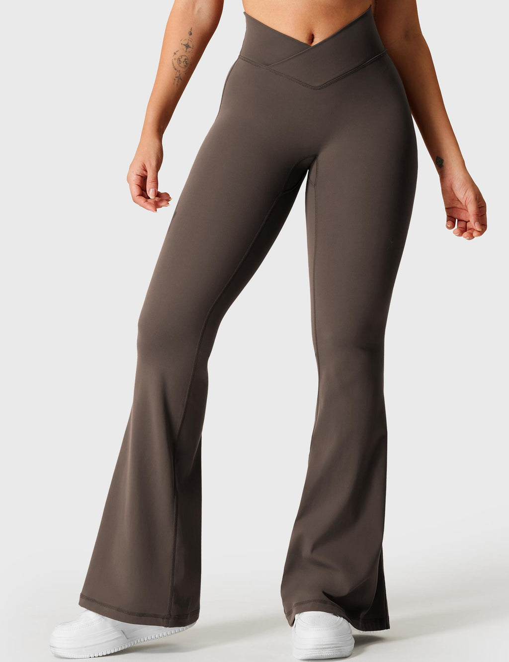 Leggings Acampanados CoreFlex con Cintura en V