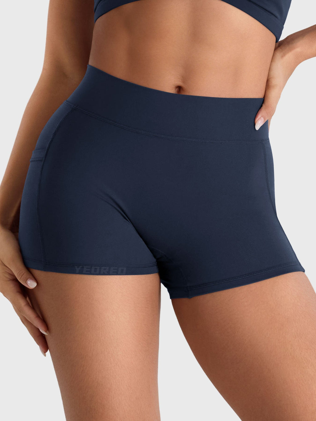 Short SoftHue de 3.6" de Tiro Bajo con Bolsillo