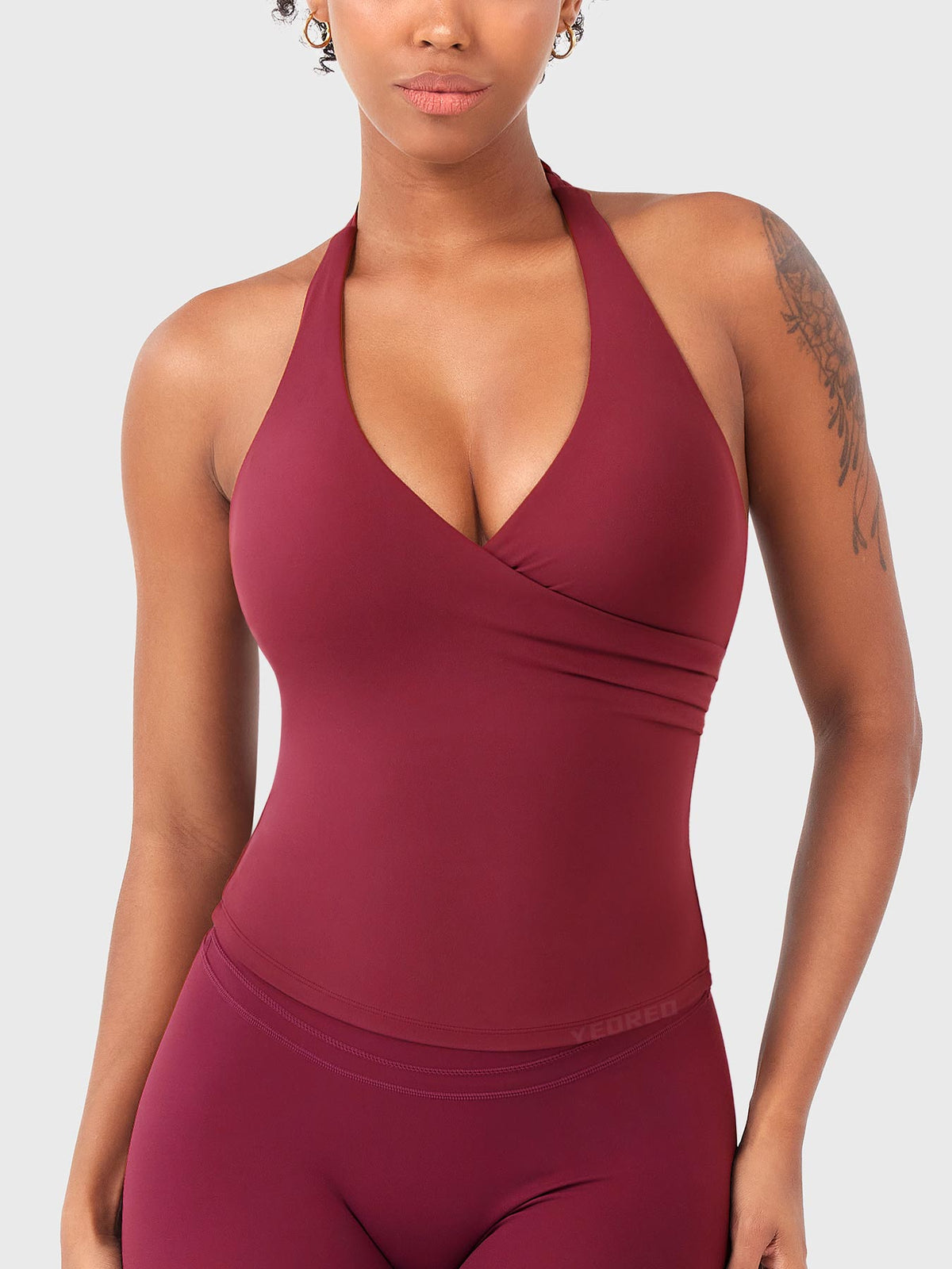 Top CoreFlex Halter con Cuello en V