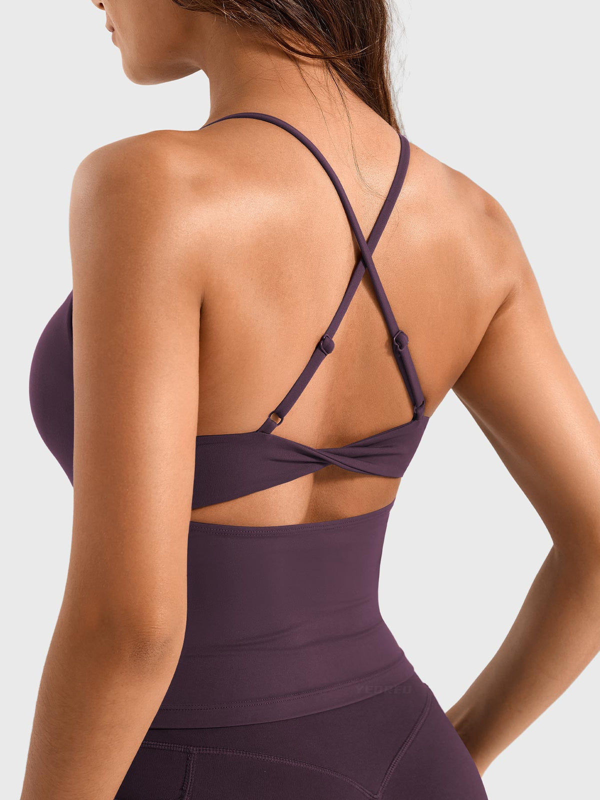 Top CoreFlex con Espalda Abierta y Torsión