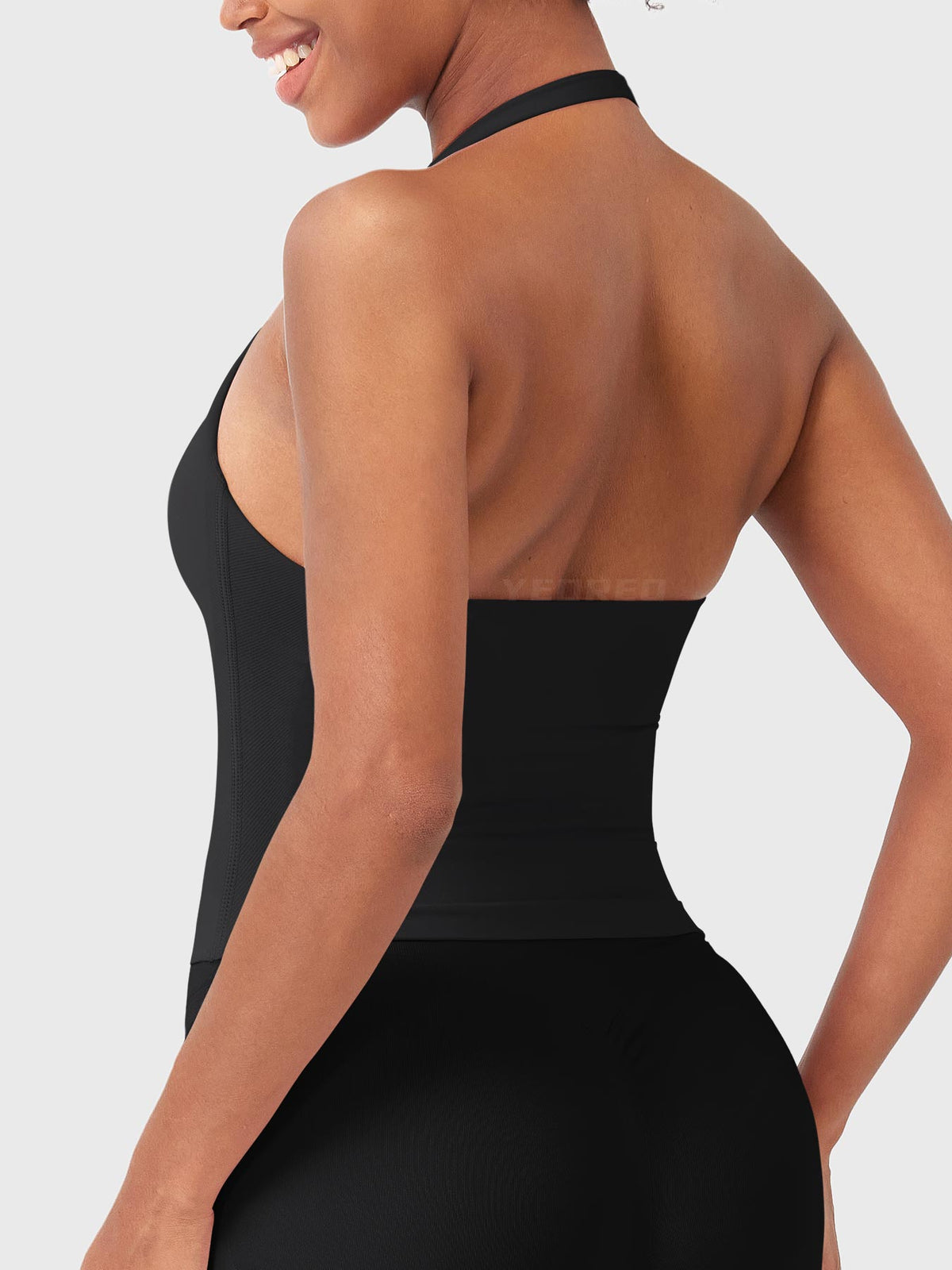 Top CoreFlex Halter sin Costuras