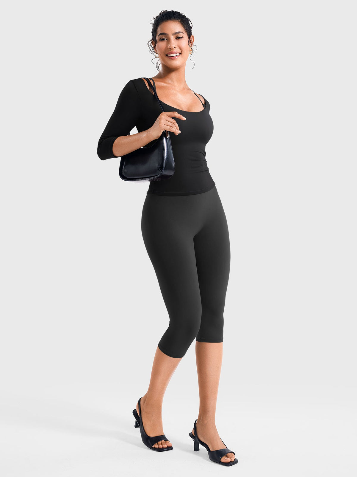 Top Ease de Manga 3/4 con Cuello Redondo Amplio