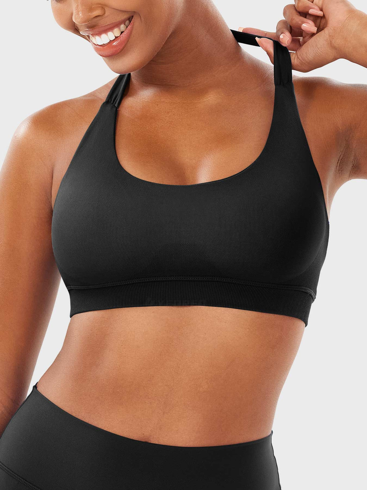 Sostén Deportivo CoreFlex Halter sin Costuras