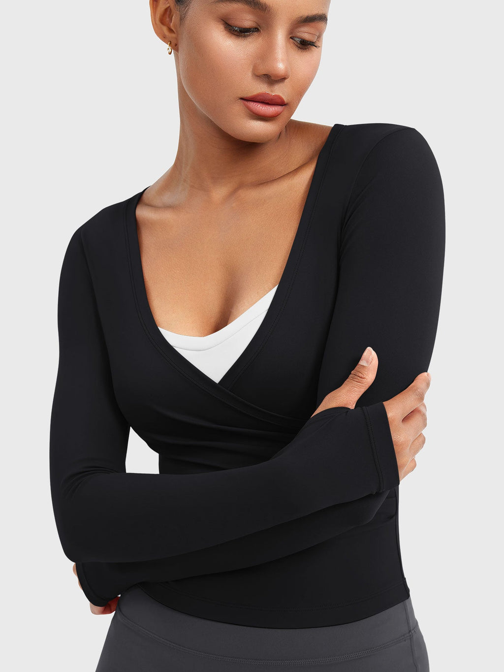 Top Ease de Manga Larga con Cuello en V