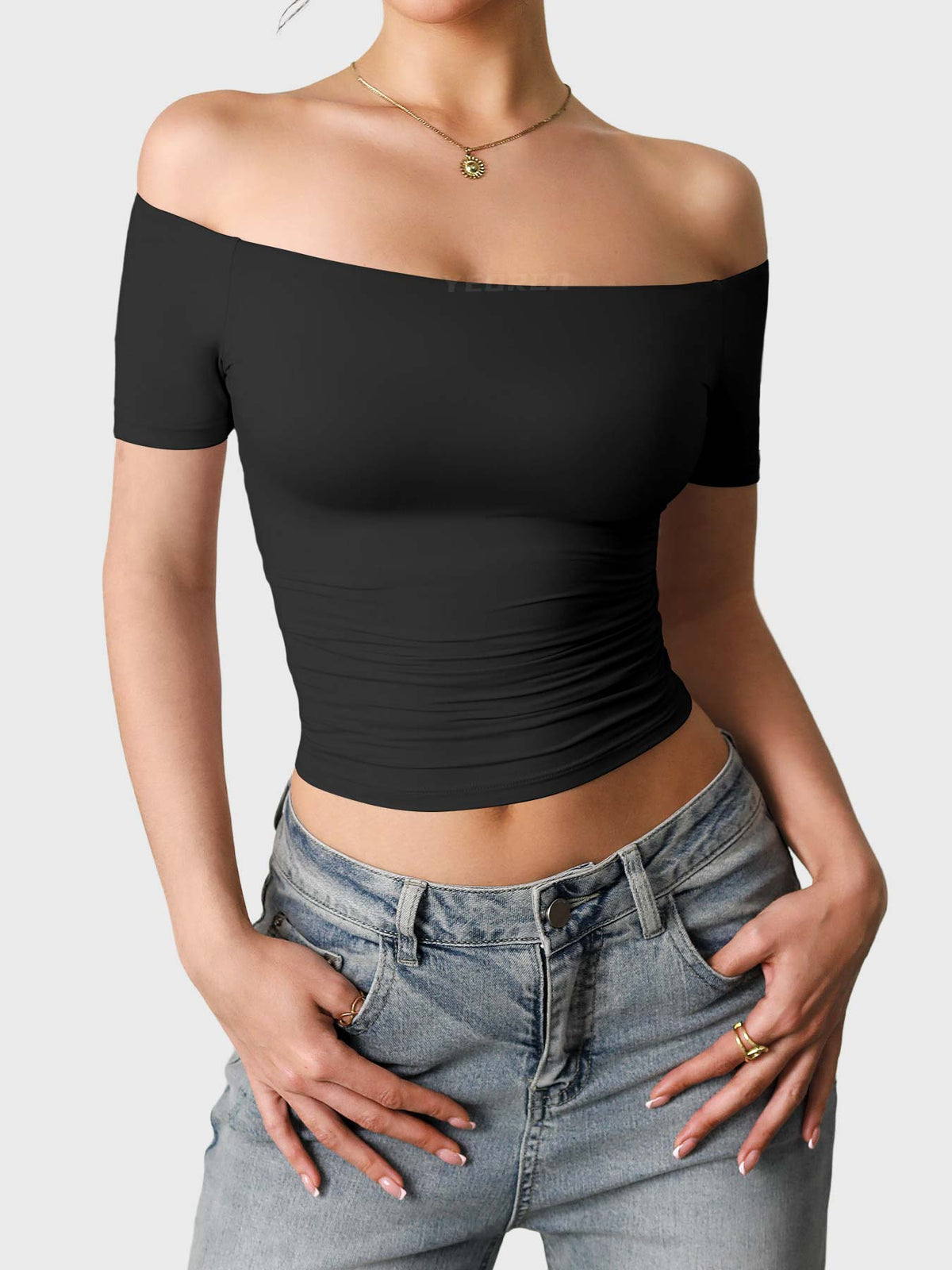 Top Ease de Hombros Descubiertos y Manga Corta