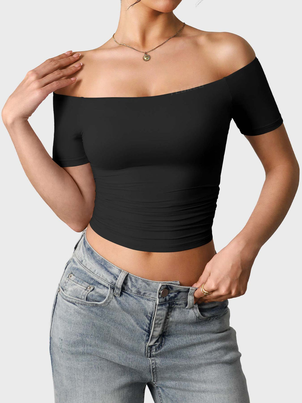 Top Ease de Hombros Descubiertos y Manga Corta