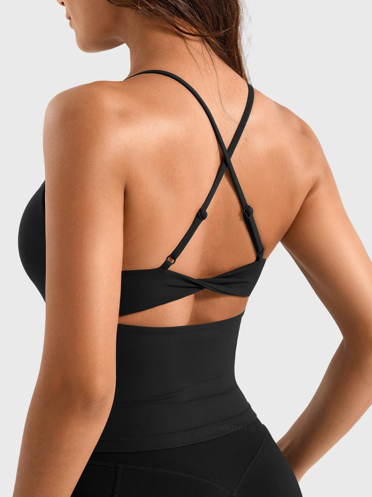 Top CoreFlex con Espalda Abierta y Torsión