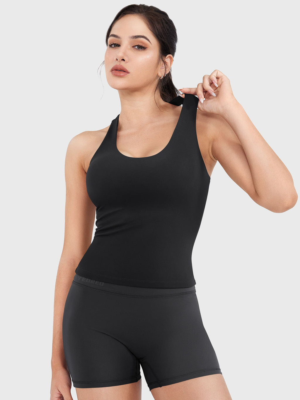 Top CoreFlex con Cuello en U y Espalda Nadadora