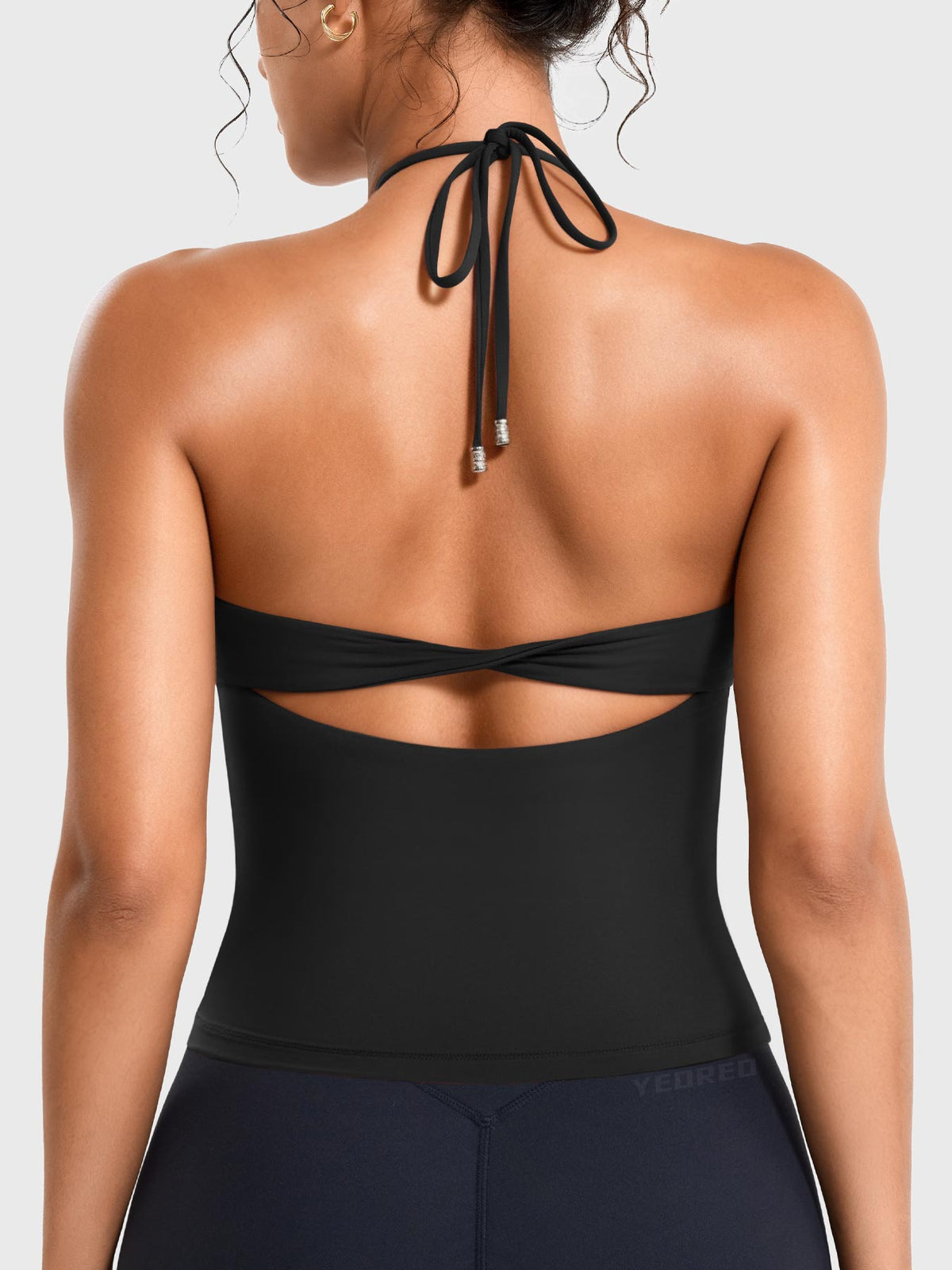 Top CoreFlex Halter con Espalda Torcida