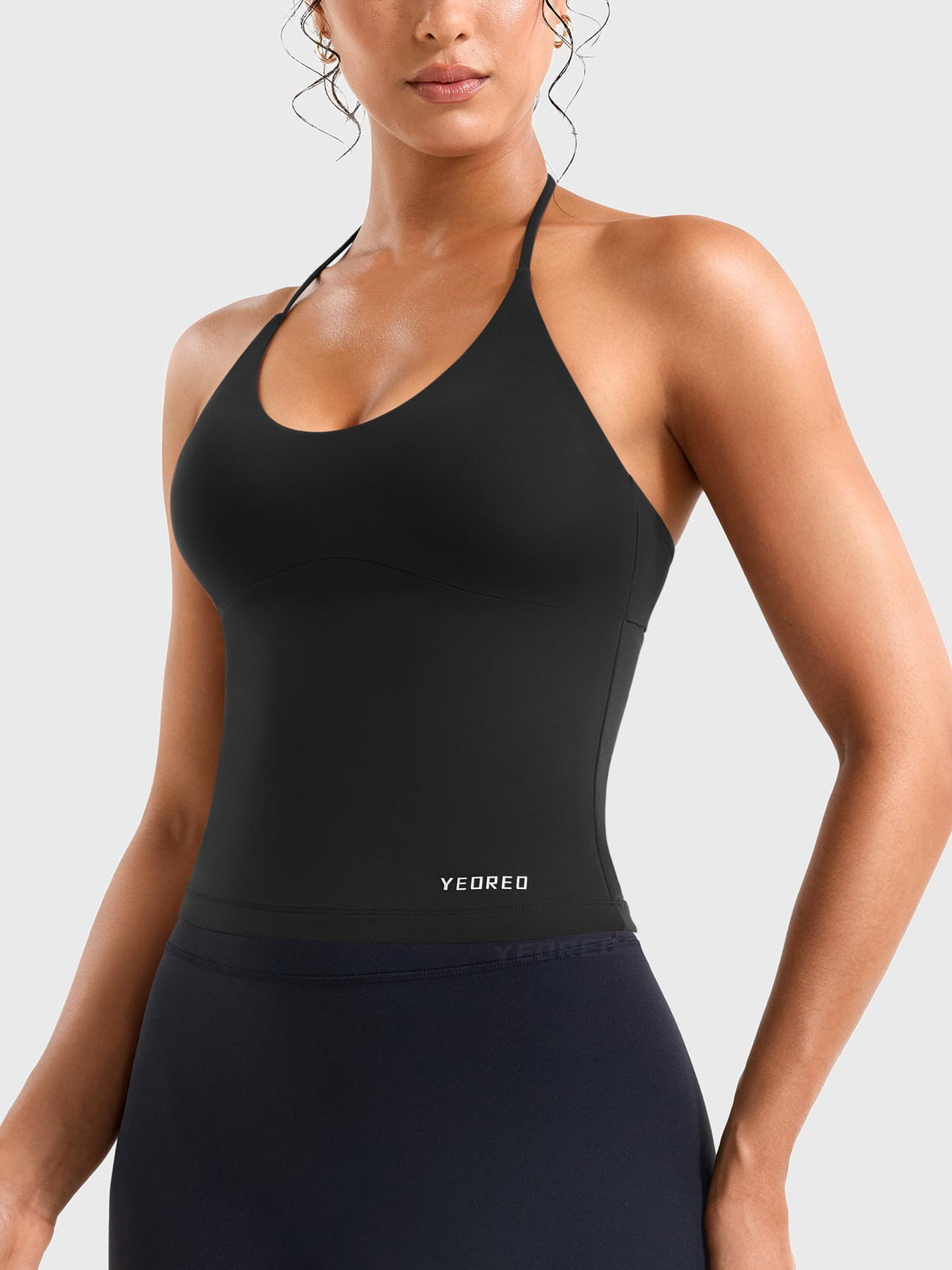 Top CoreFlex Halter con Espalda Torcida