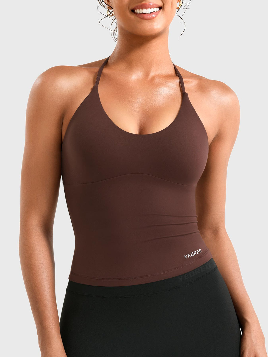 Top CoreFlex Halter con Espalda Torcida