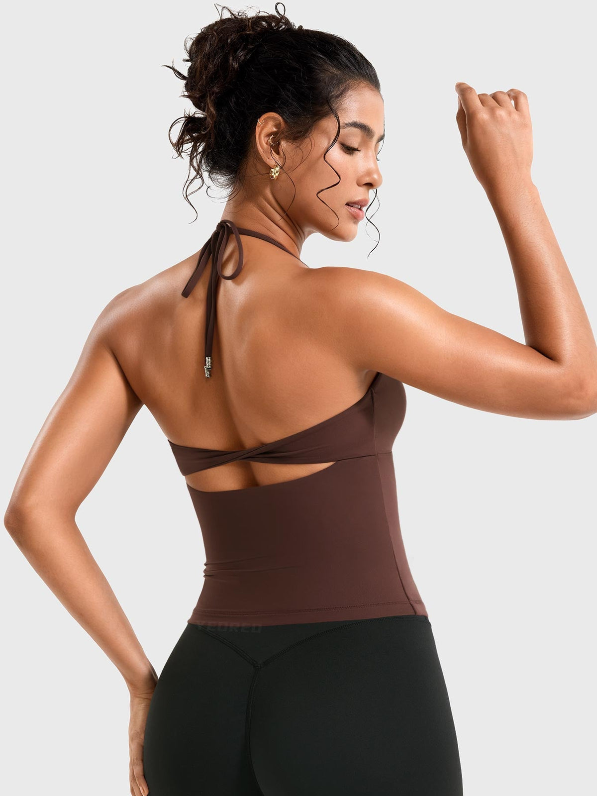 Top CoreFlex Halter con Espalda Torcida