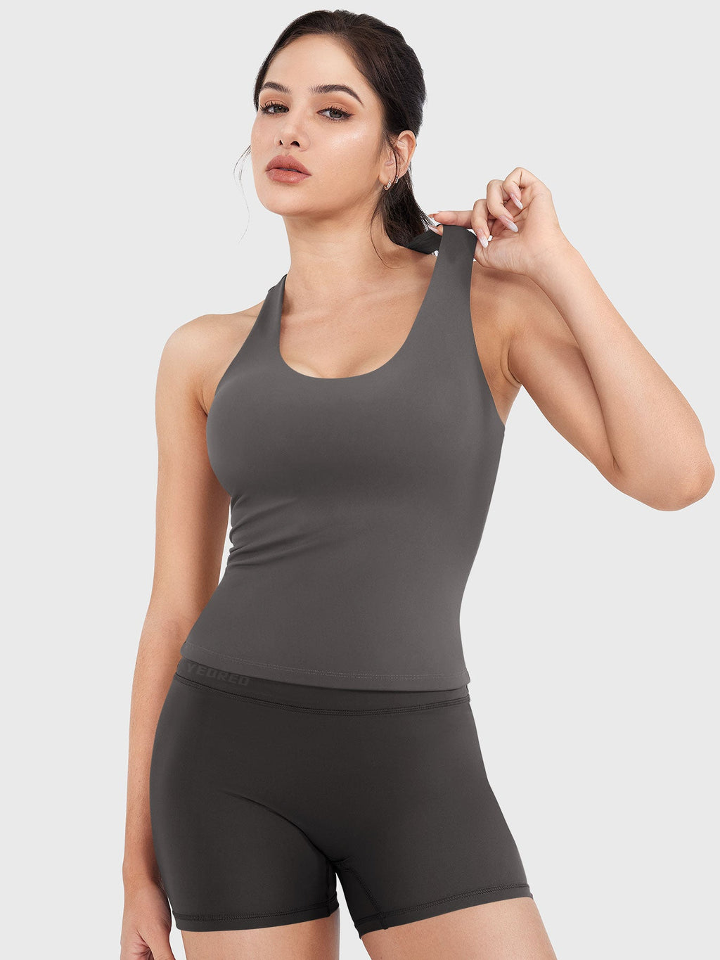 Top CoreFlex con Cuello en U y Espalda Nadadora