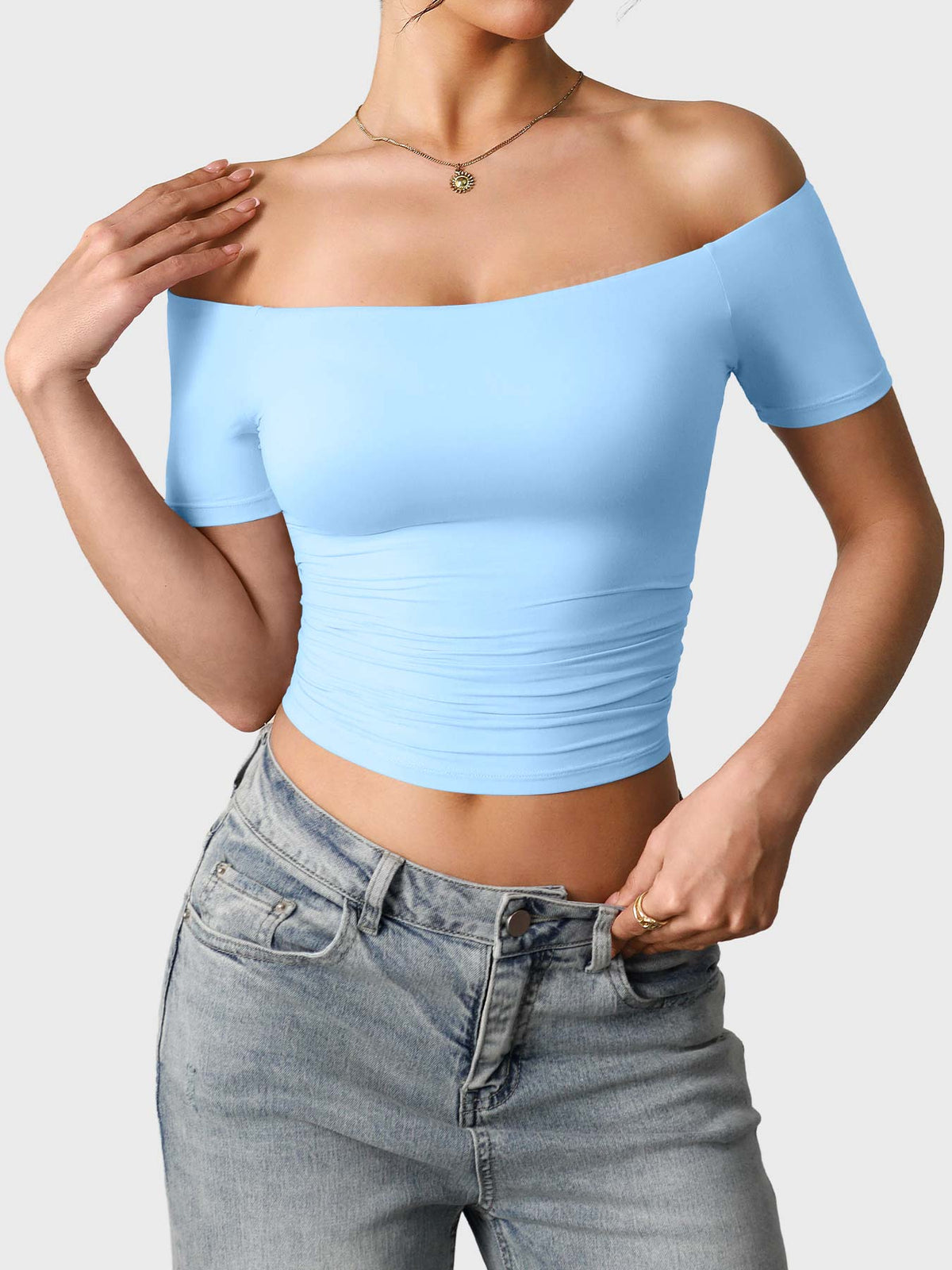 Top Ease de Hombros Descubiertos y Manga Corta