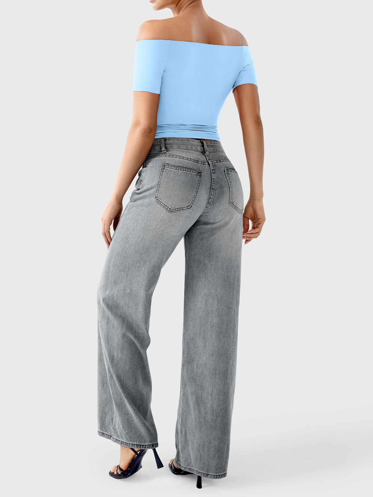 Top Ease de Hombros Descubiertos y Manga Corta