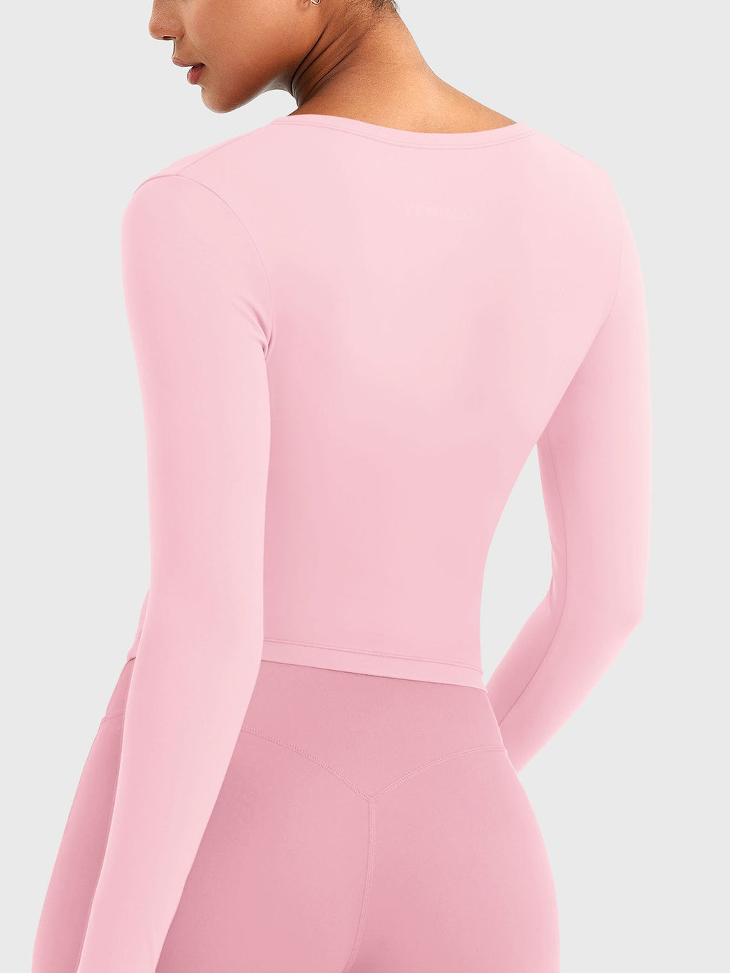 Top Ease de Manga Larga con Cuello en V