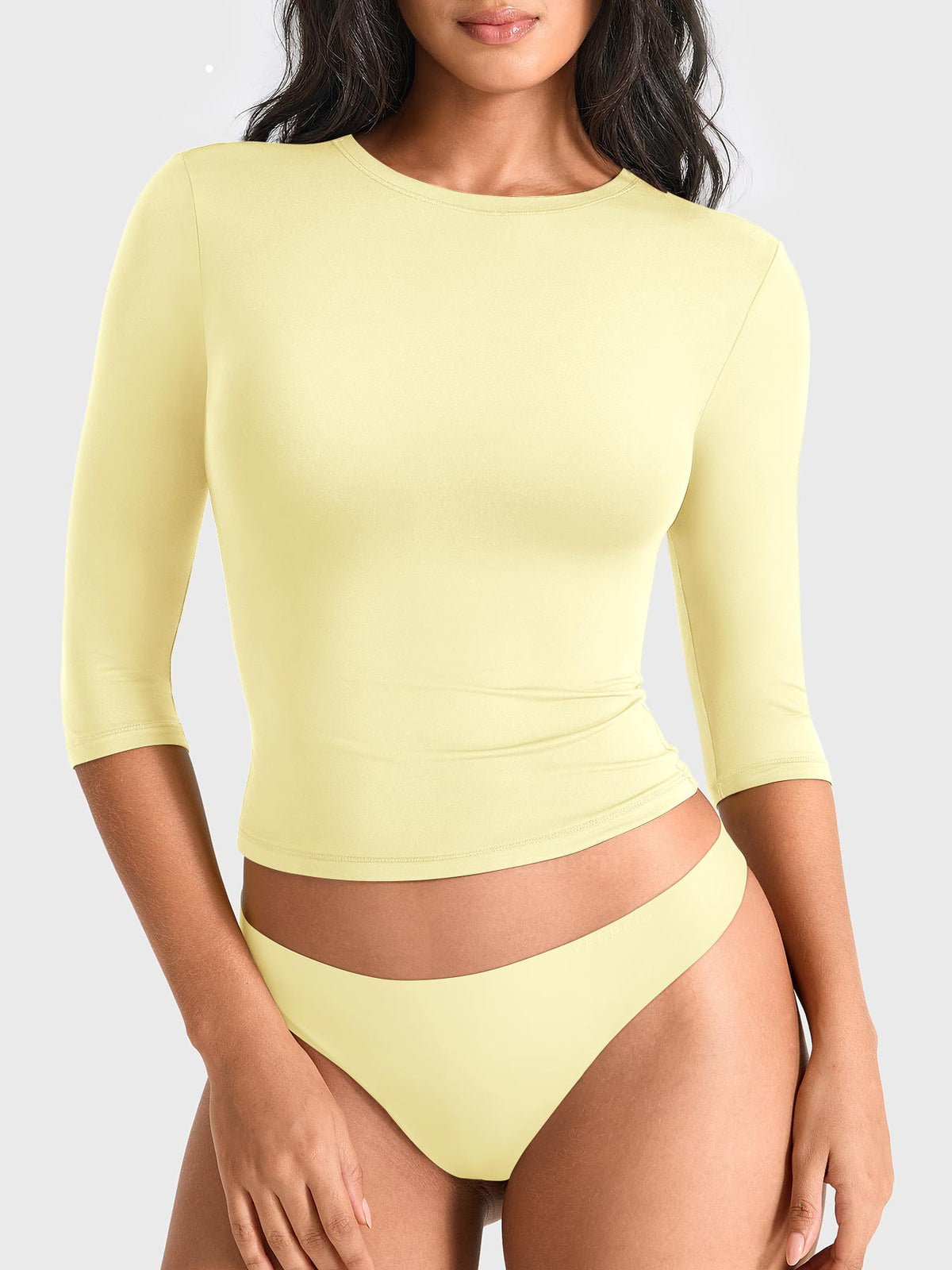 Top Ease de Cuello Redondo y Manga 3/4