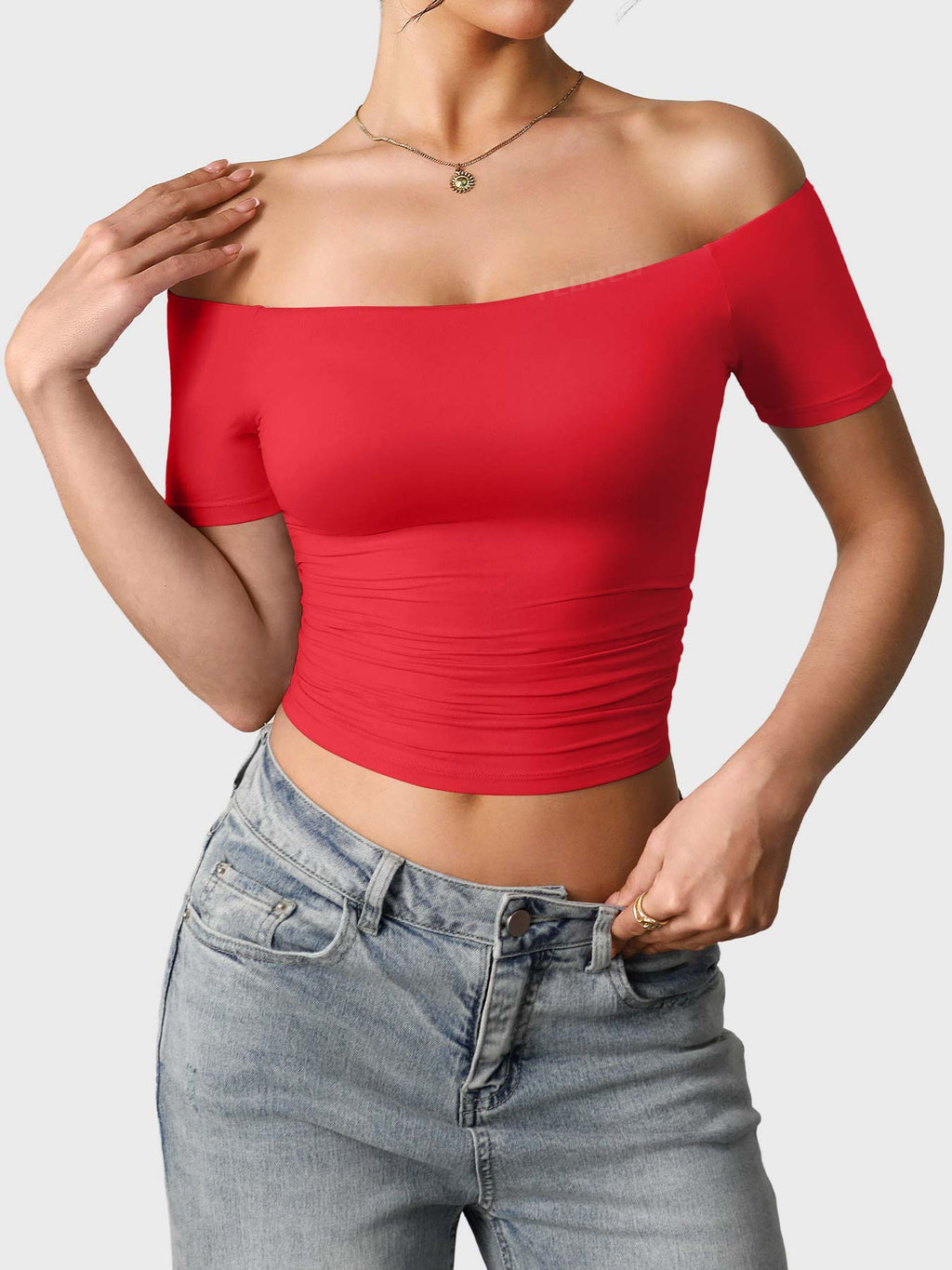 Top Ease de Hombros Descubiertos y Manga Corta