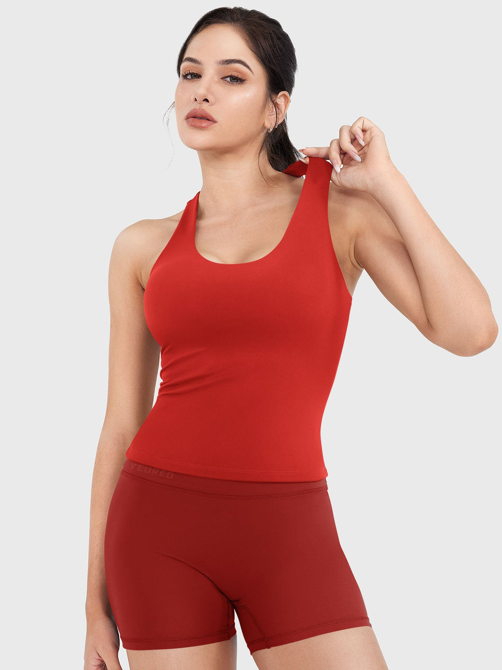 Top CoreFlex con Cuello en U y Espalda Nadadora