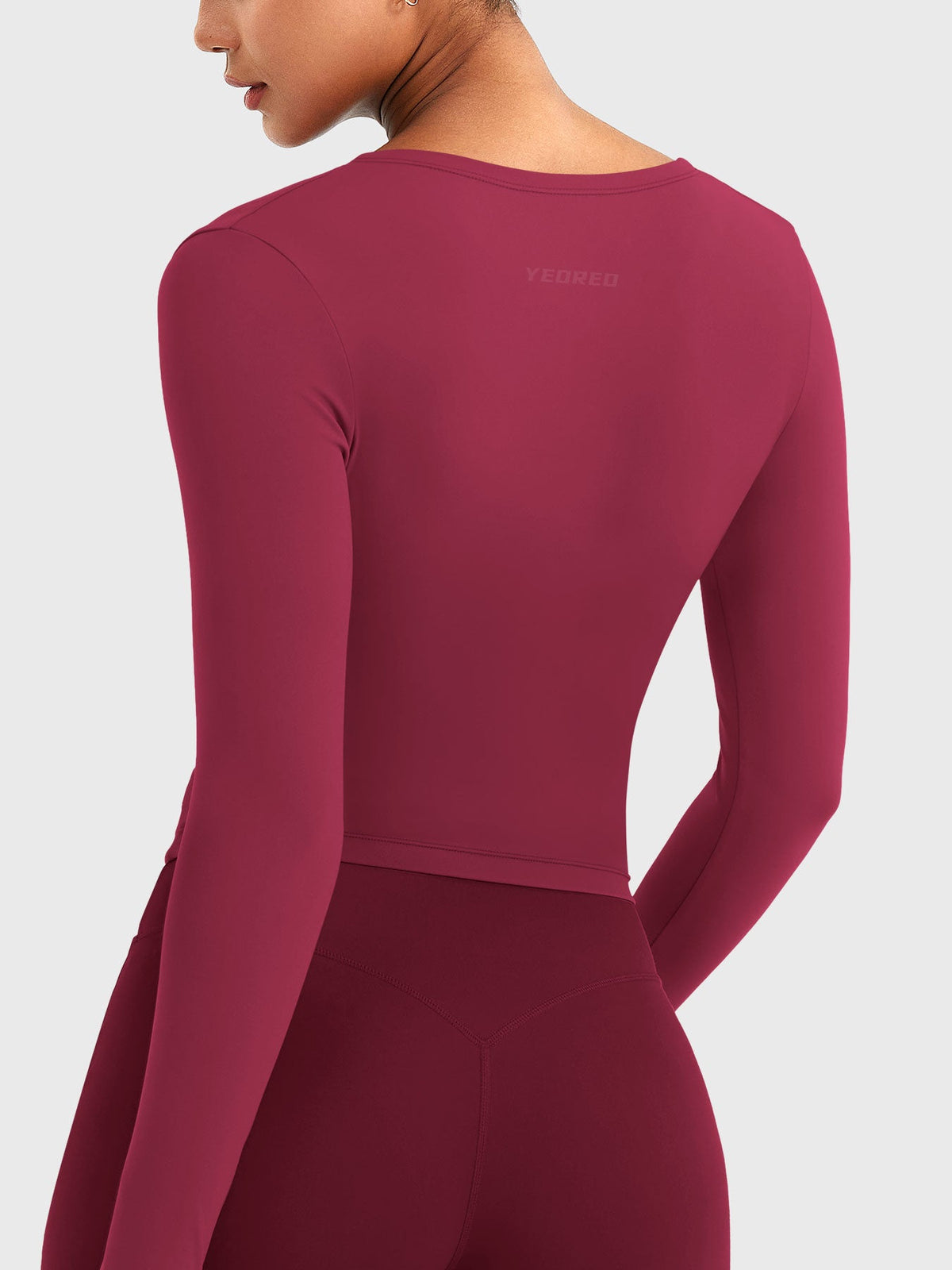 Top Ease de Manga Larga con Cuello en V