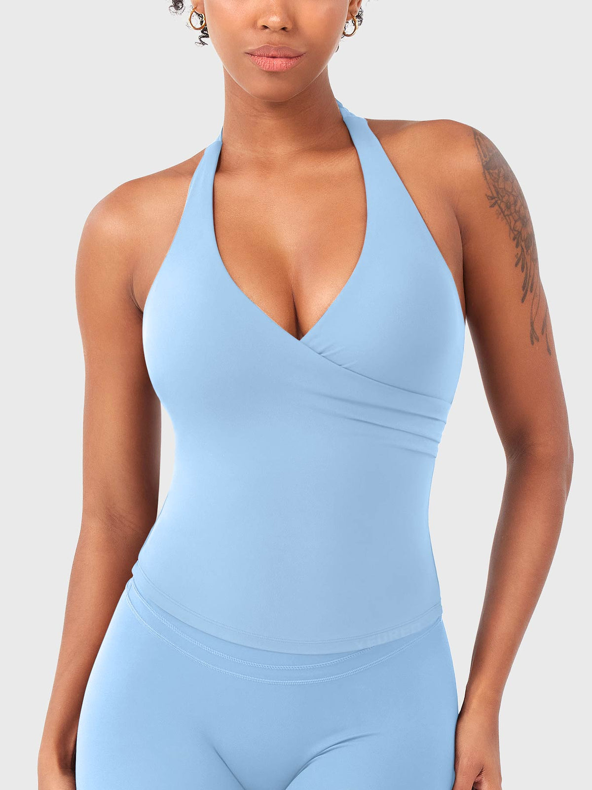 Top CoreFlex Halter con Cuello en V
