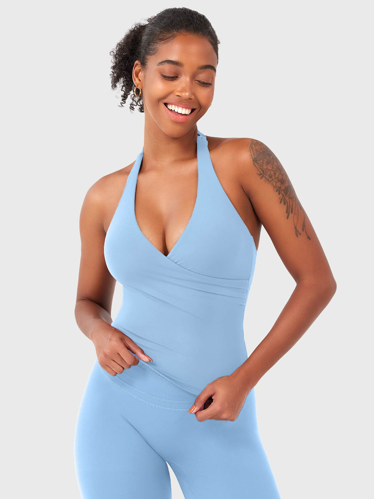 Top CoreFlex Halter con Cuello en V