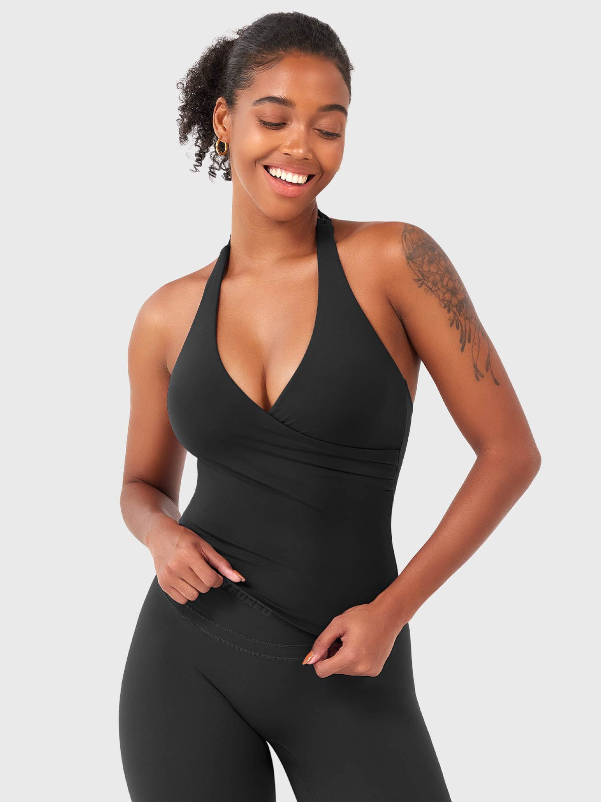 Top CoreFlex Halter con Cuello en V
