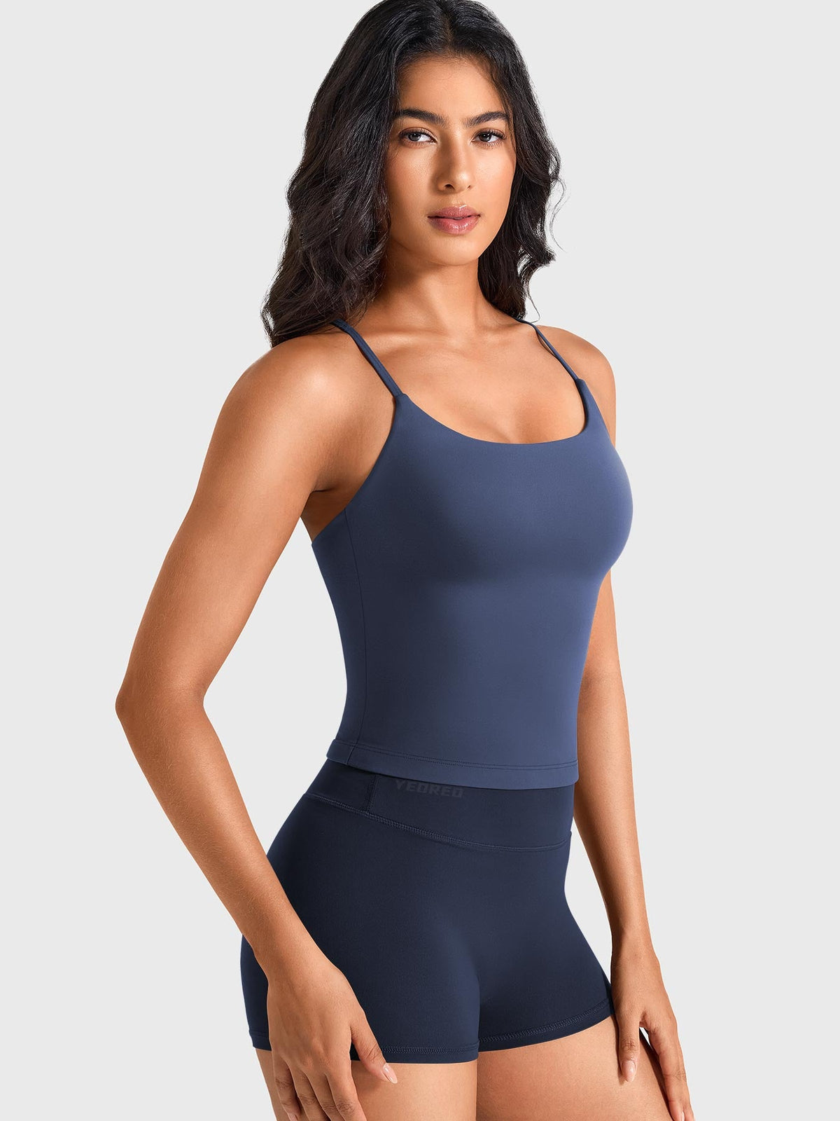 Top CoreFlex con Cuello Cuadrado y Sostén Integrado