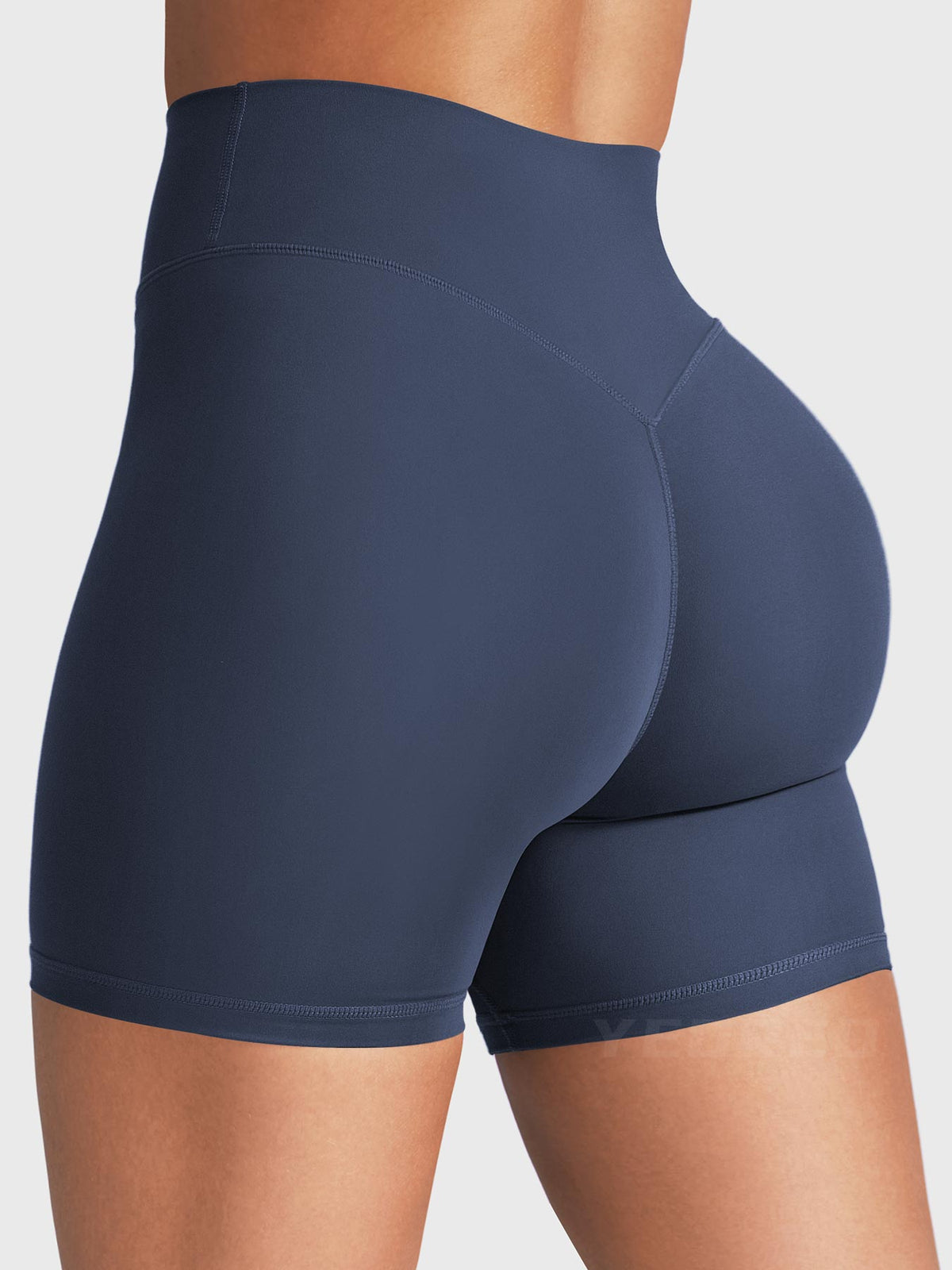 Short SoftHue de 6" con Fruncido