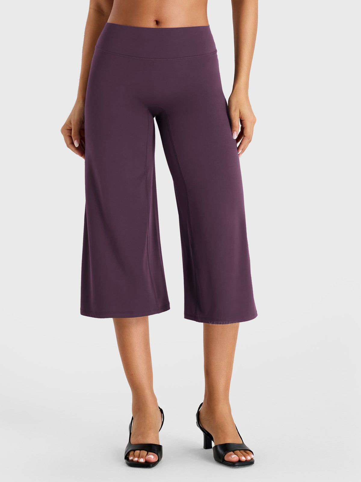 Pantalones Capri Ease de Pierna Ancha de 21" de Tiro Bajo
