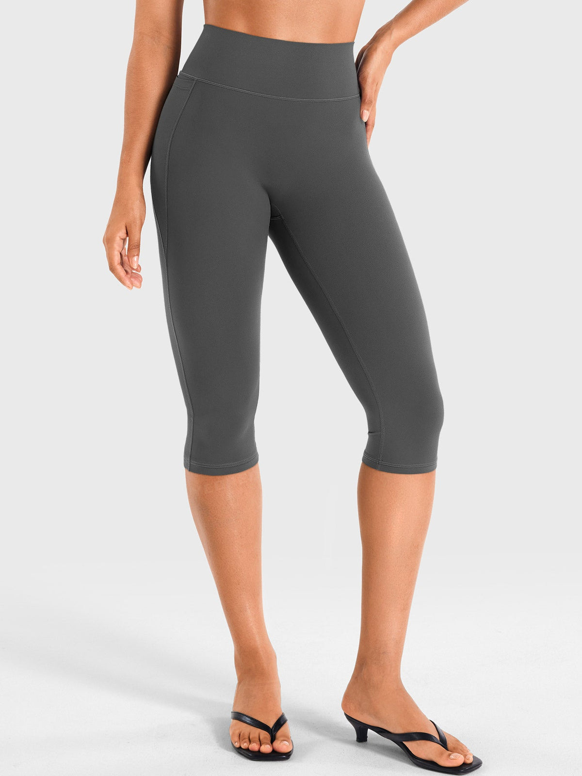 Leggings Capri Ease con Bolsillos