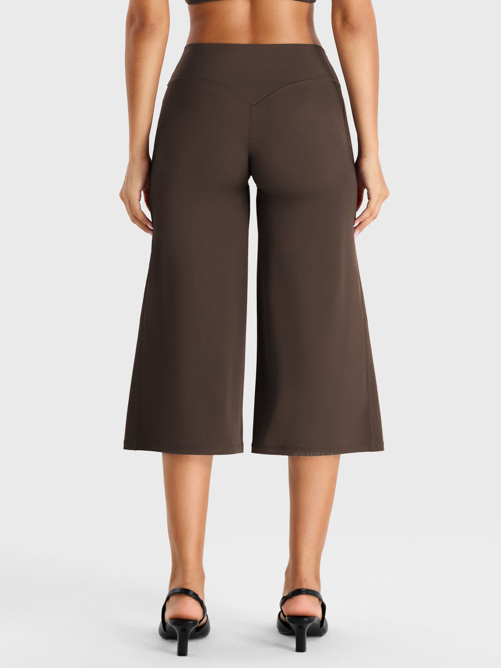 Pantalones Capri Ease de Pierna Ancha de 21" de Tiro Bajo