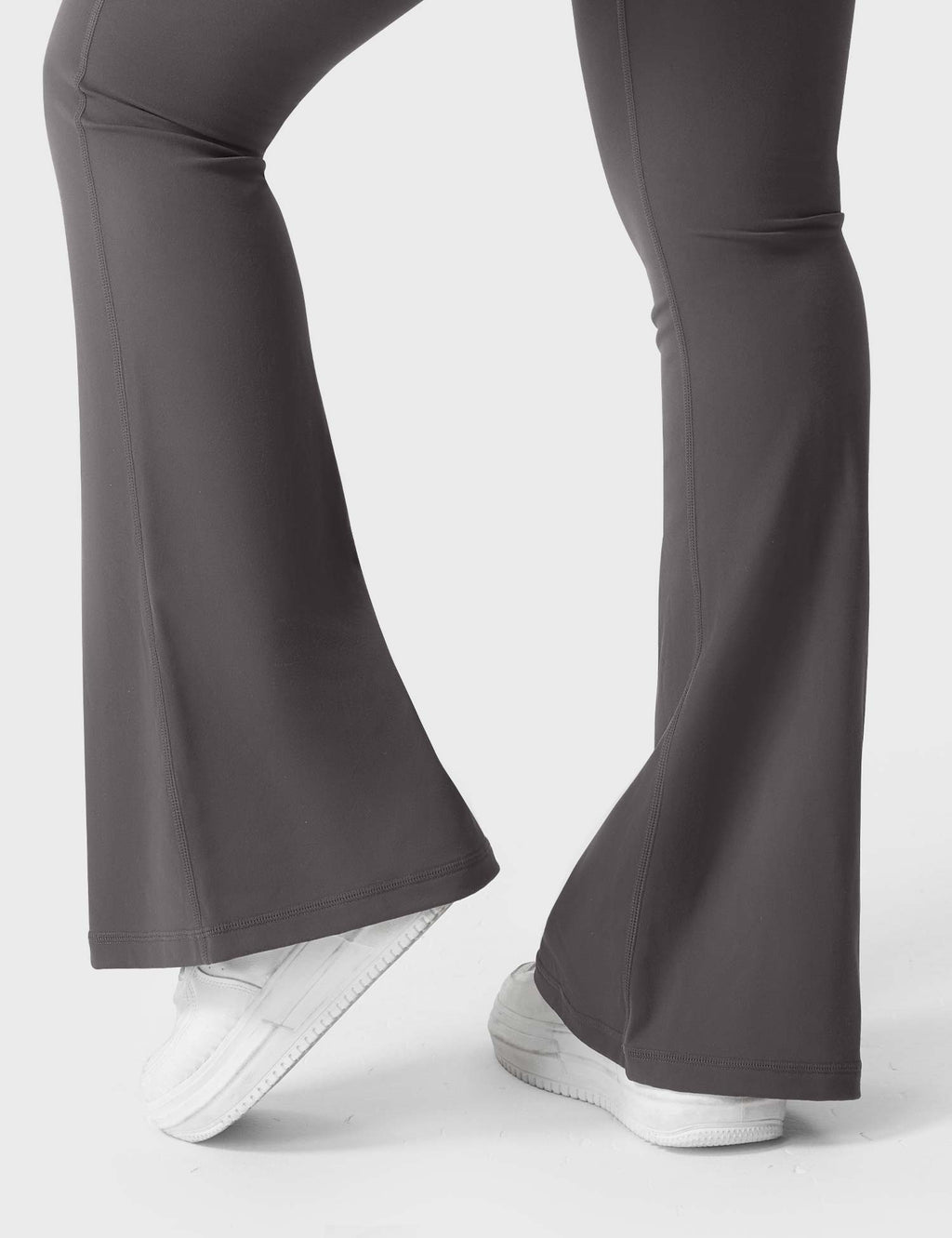 Leggings Acampanados CoreFlex de 31.5" con Bolsillos