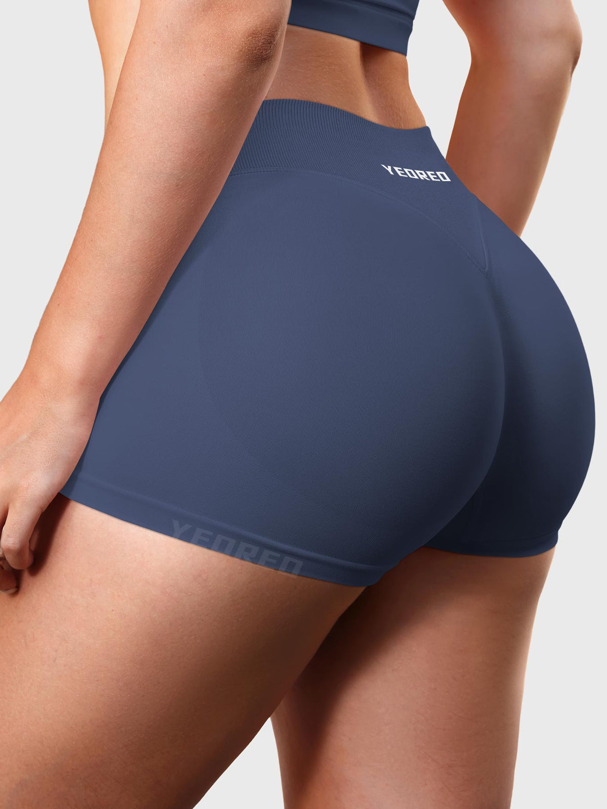 Short LuxFlow de 2.5" Invisible con Fruncido